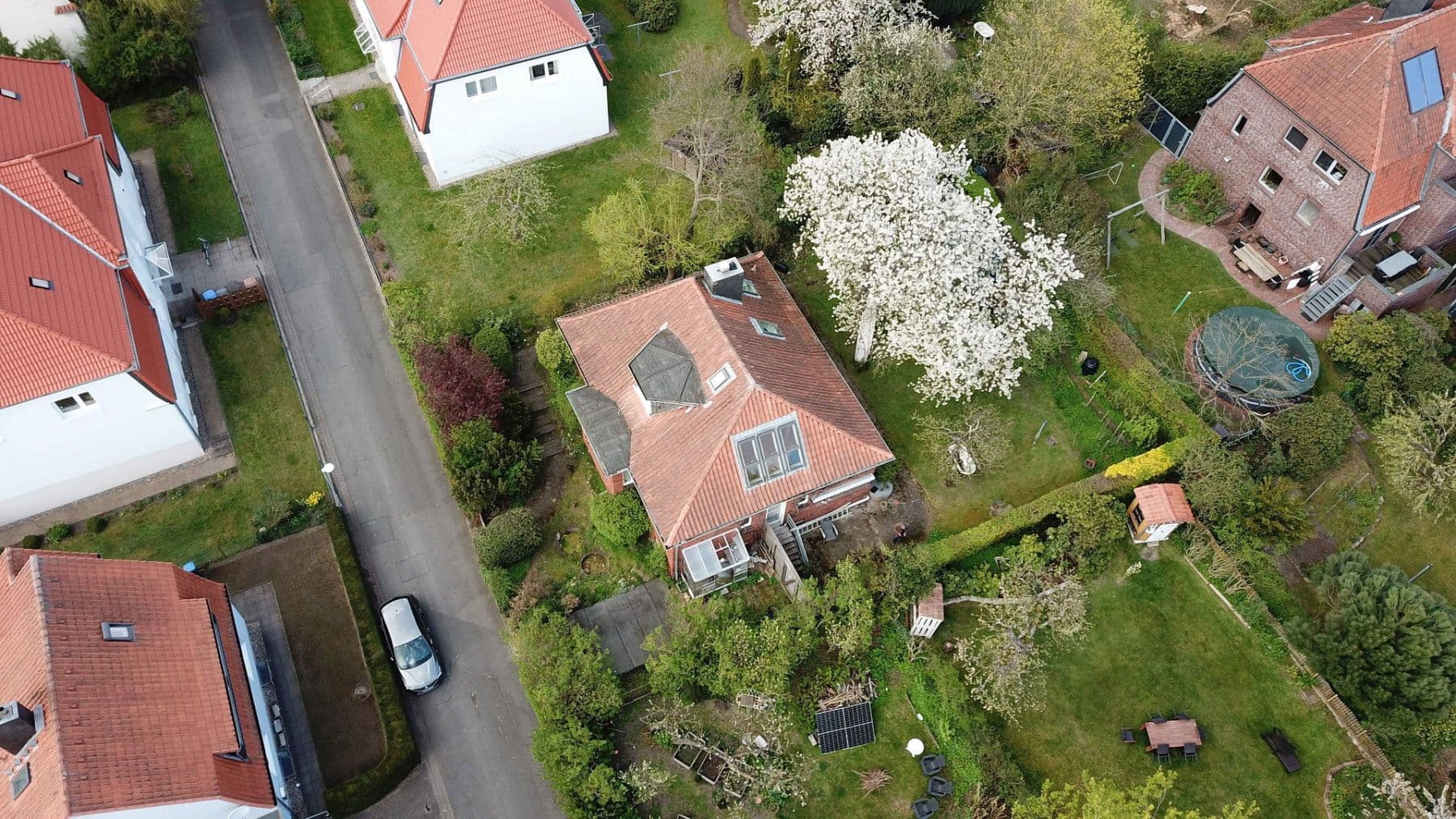 Prodej domu 195 m², pozemek 603 m², Hopfengarten 14, Lüneburg, Dolní Sasko Prodej domu 195 m², pozemek 603 m², Hopfengarten 14, Lüneburg, Dolní Sasko