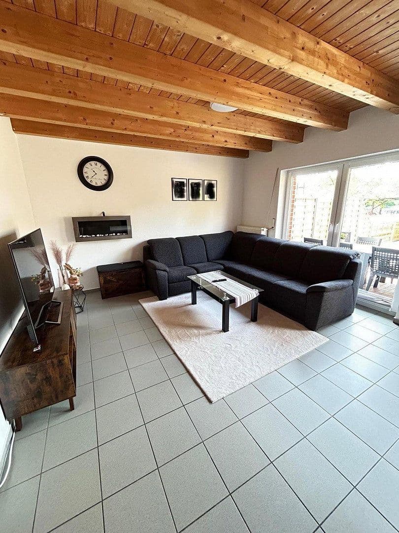 Prodej domu 233 m², pozemek 384 m², Uhlandstraße, Hörstel, Severní Porýní-Vestfálsko Prodej domu 233 m², pozemek 384 m², Uhlandstraße, Hörstel, Severní Porýní-Vestfálsko