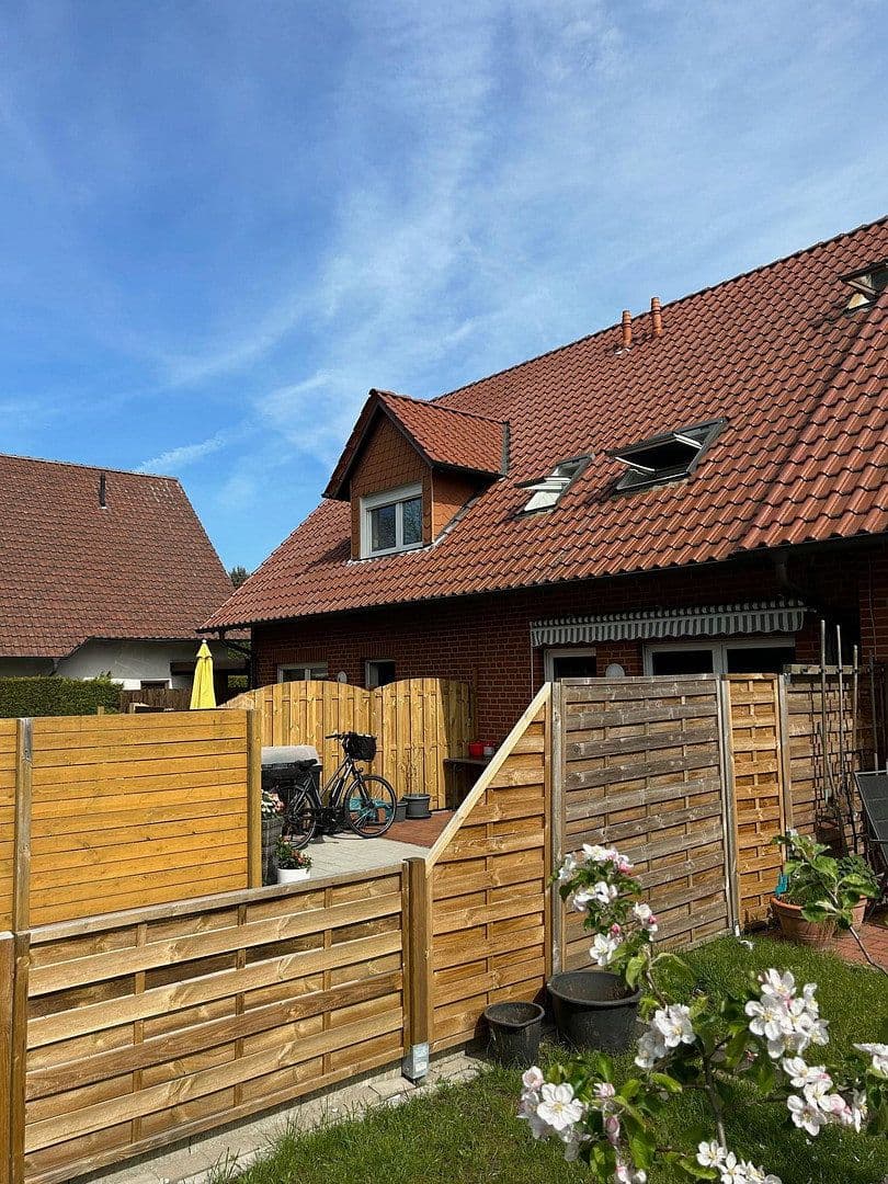 Prodej domu 233 m², pozemek 384 m², Uhlandstraße, Hörstel, Severní Porýní-Vestfálsko Prodej domu 233 m², pozemek 384 m², Uhlandstraße, Hörstel, Severní Porýní-Vestfálsko