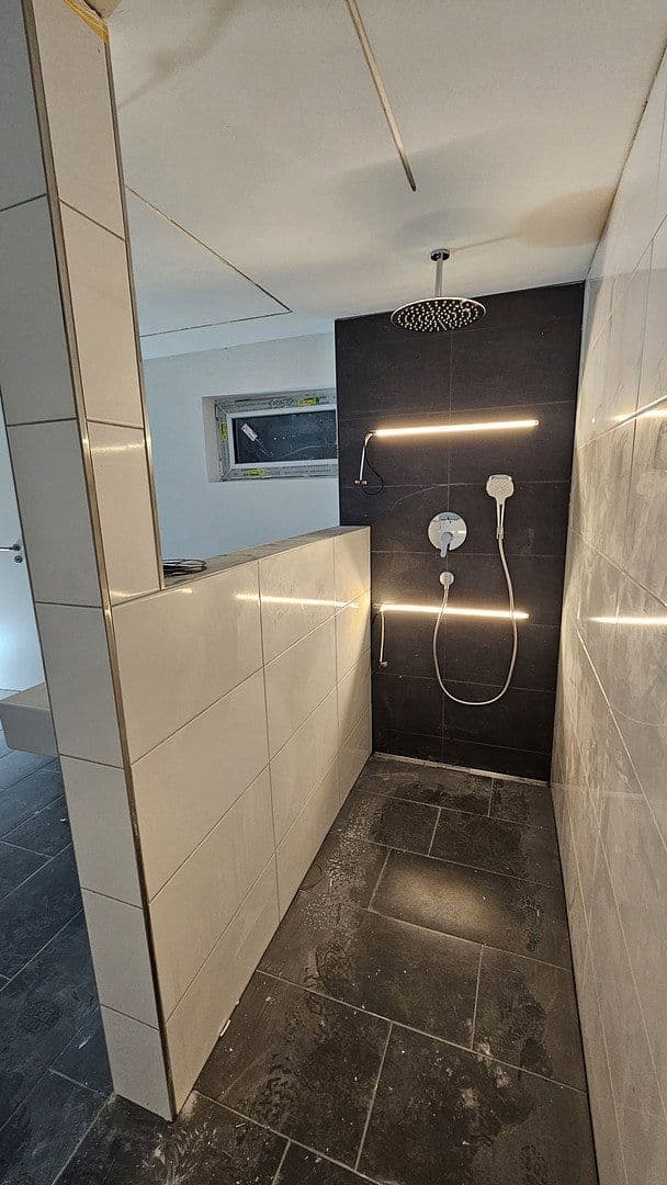 Pronájem bytu 5+1 160 m², Bahnhofstraße 18/3, Salem, Bádensko-Württembersko Pronájem bytu 5+1 160 m², Bahnhofstraße 18/3, Salem, Bádensko-Württembersko