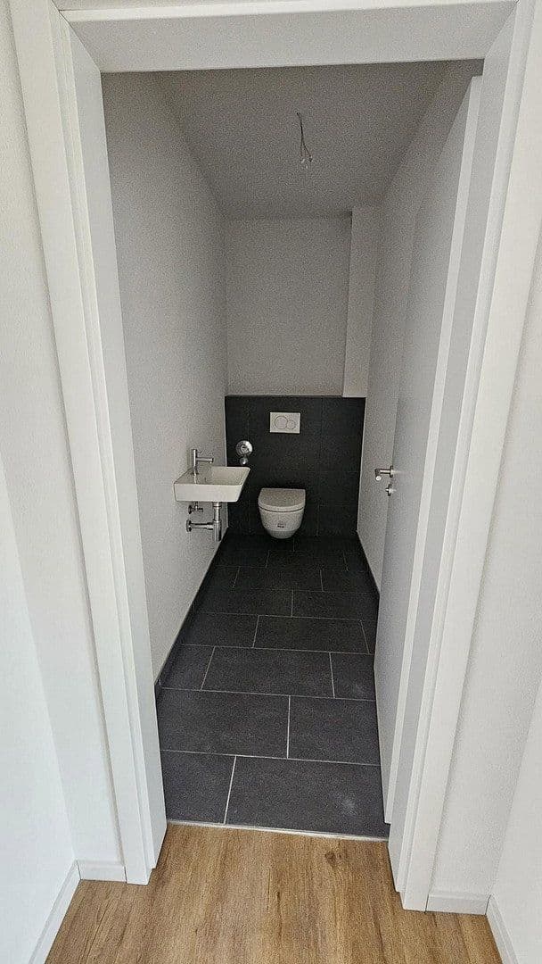 Pronájem bytu 5+1 160 m², Bahnhofstraße 18/3, Salem, Bádensko-Württembersko Pronájem bytu 5+1 160 m², Bahnhofstraße 18/3, Salem, Bádensko-Württembersko