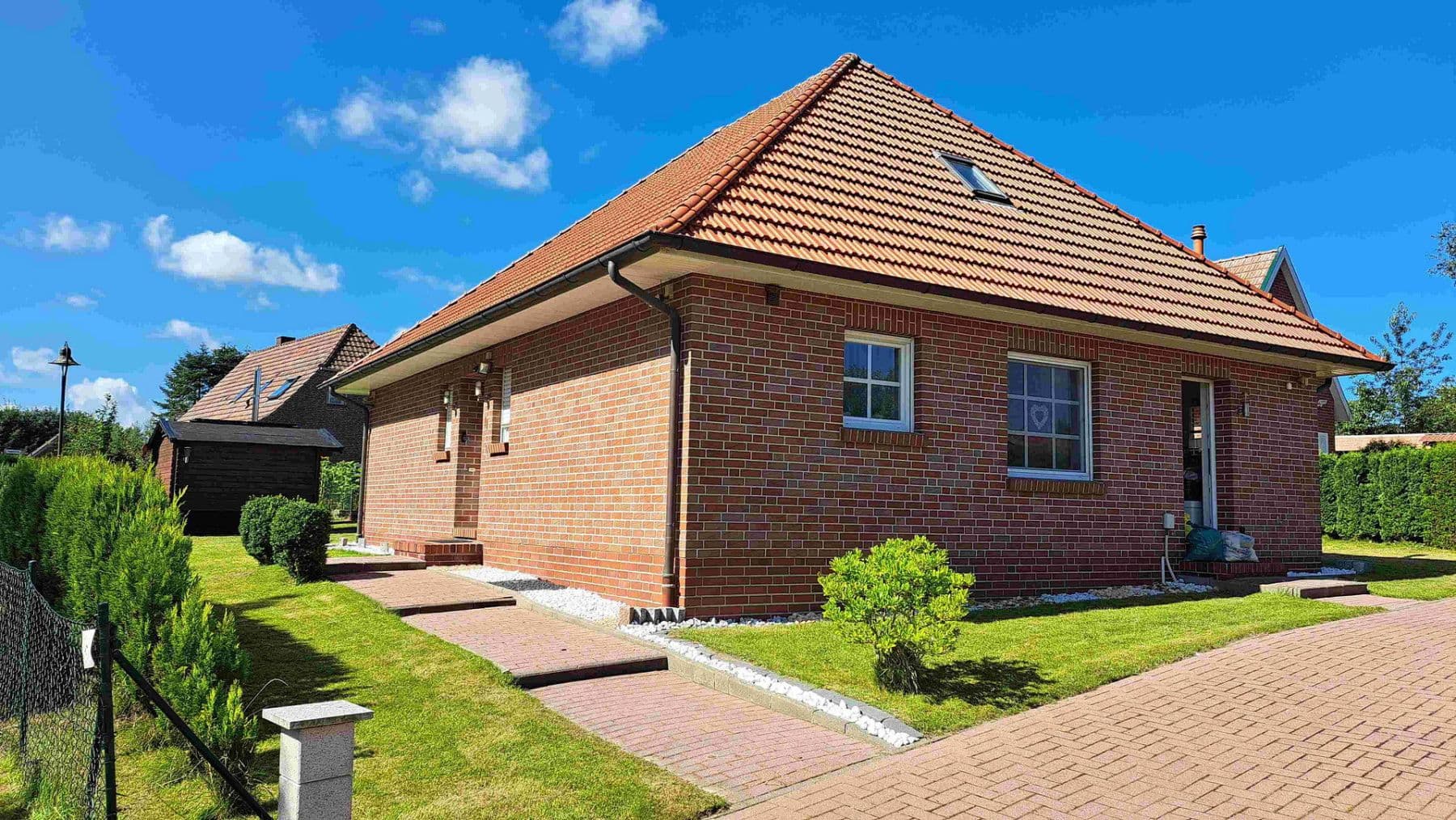 Prodej domu 103 m², pozemek 599 m², Dornum, Dolní Sasko Prodej domu 103 m², pozemek 599 m², Dornum, Dolní Sasko