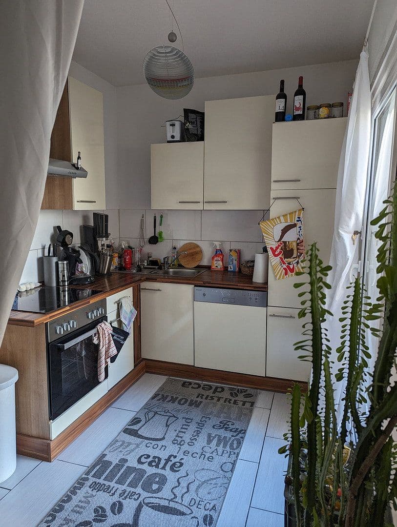 Pronájem bytu 2+1 65 m², Bahnhofstraße 9, Rottenburg am Neckar, Bádensko-Württembersko Pronájem bytu 2+1 65 m², Bahnhofstraße 9, Rottenburg am Neckar, Bádensko-Württembersko