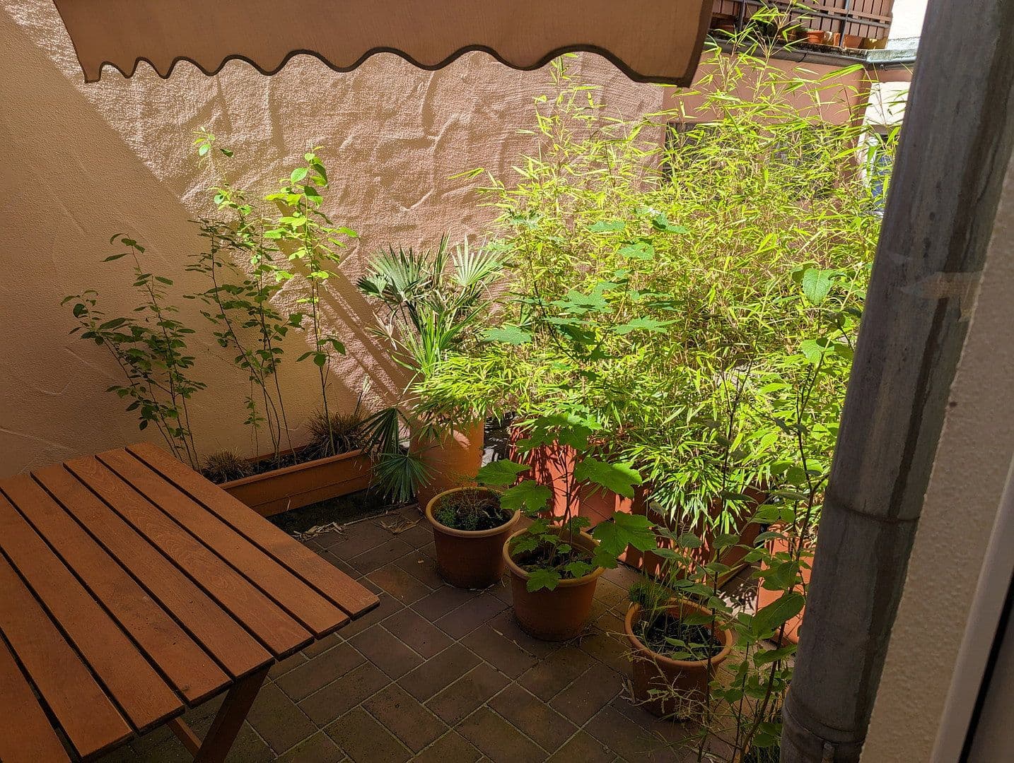 Pronájem bytu 2+1 65 m², Bahnhofstraße 9, Rottenburg am Neckar, Bádensko-Württembersko Pronájem bytu 2+1 65 m², Bahnhofstraße 9, Rottenburg am Neckar, Bádensko-Württembersko