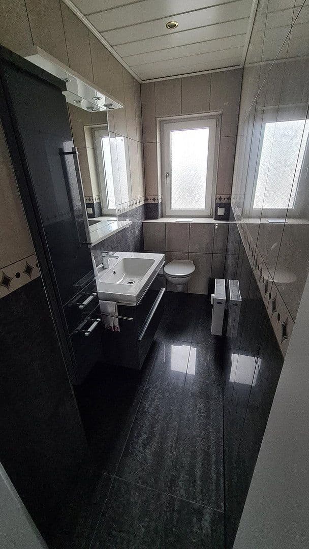 Pronájem kanceláře 50 m², Carl-Zeiss-Str. 5, Frankenthal, Porýní-Falc Pronájem kanceláře 50 m², Carl-Zeiss-Str. 5, Frankenthal, Porýní-Falc