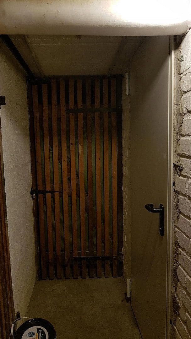 Pronájem bytu 3+1 68 m², Letjensstr. 23, Duisburg, Severní Porýní-Vestfálsko Pronájem bytu 3+1 68 m², Letjensstr. 23, Duisburg, Severní Porýní-Vestfálsko