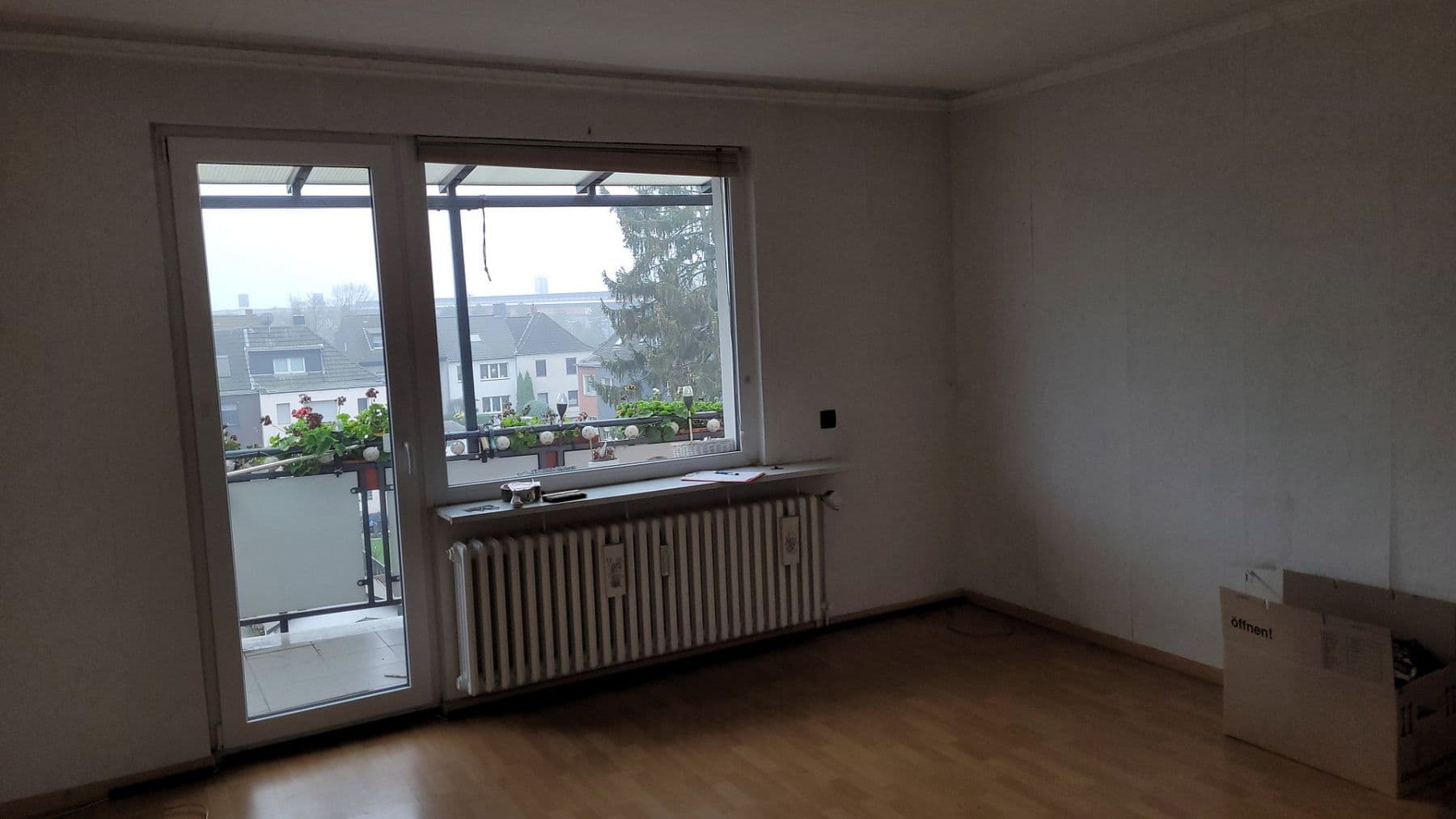 Pronájem bytu 3+1 68 m², Letjensstr. 23, Duisburg, Severní Porýní-Vestfálsko Pronájem bytu 3+1 68 m², Letjensstr. 23, Duisburg, Severní Porýní-Vestfálsko