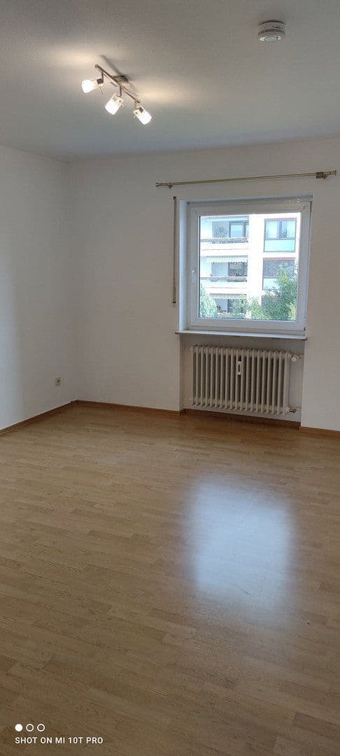 Pronájem bytu 3+1 87 m², Theodor-Heuss-Str. 15, Ettlingen, Bádensko-Württembersko Pronájem bytu 3+1 87 m², Theodor-Heuss-Str. 15, Ettlingen, Bádensko-Württembersko