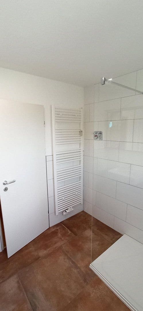 Pronájem bytu 3+1 87 m², Theodor-Heuss-Str. 15, Ettlingen, Bádensko-Württembersko Pronájem bytu 3+1 87 m², Theodor-Heuss-Str. 15, Ettlingen, Bádensko-Württembersko