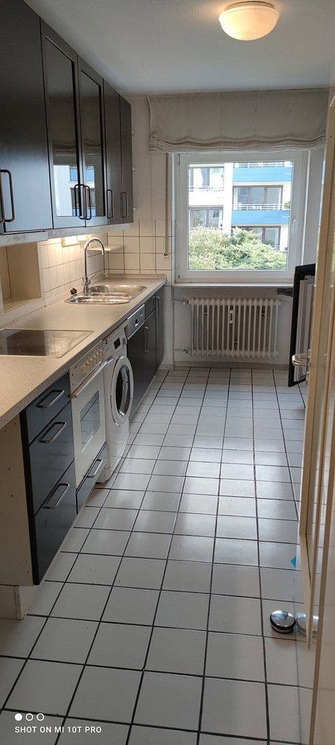 Pronájem bytu 3+1 87 m², Theodor-Heuss-Str. 15, Ettlingen, Bádensko-Württembersko Pronájem bytu 3+1 87 m², Theodor-Heuss-Str. 15, Ettlingen, Bádensko-Württembersko