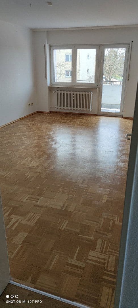 Pronájem bytu 3+1 87 m², Theodor-Heuss-Str. 15, Ettlingen, Bádensko-Württembersko Pronájem bytu 3+1 87 m², Theodor-Heuss-Str. 15, Ettlingen, Bádensko-Württembersko
