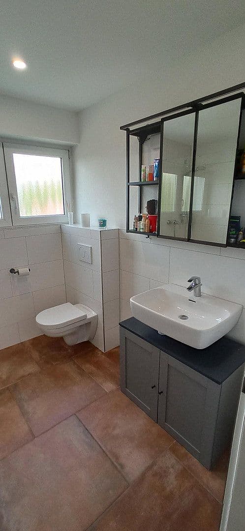 Pronájem bytu 3+1 87 m², Theodor-Heuss-Str. 15, Ettlingen, Bádensko-Württembersko Pronájem bytu 3+1 87 m², Theodor-Heuss-Str. 15, Ettlingen, Bádensko-Württembersko