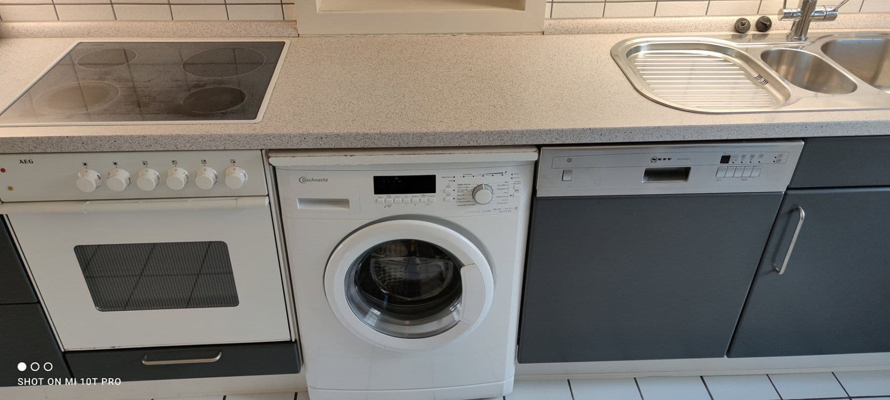 Pronájem bytu 3+1 87 m², Theodor-Heuss-Str. 15, Ettlingen, Bádensko-Württembersko Pronájem bytu 3+1 87 m², Theodor-Heuss-Str. 15, Ettlingen, Bádensko-Württembersko