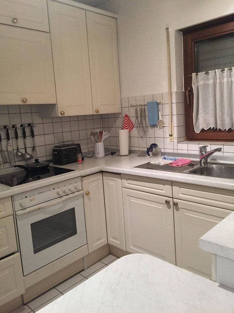 Pronájem bytu 3+1 86 m², Bruchsal, Bádensko-Württembersko Pronájem bytu 3+1 86 m², Bruchsal, Bádensko-Württembersko