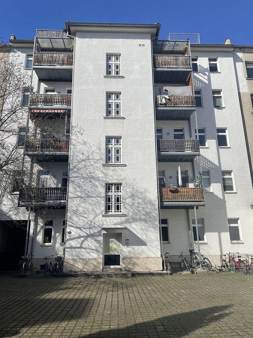 Pronájem bytu 3+1 72 m², Hildegardstr. 40, Leipzig, Sasko Pronájem bytu 3+1 72 m², Hildegardstr. 40, Leipzig, Sasko
