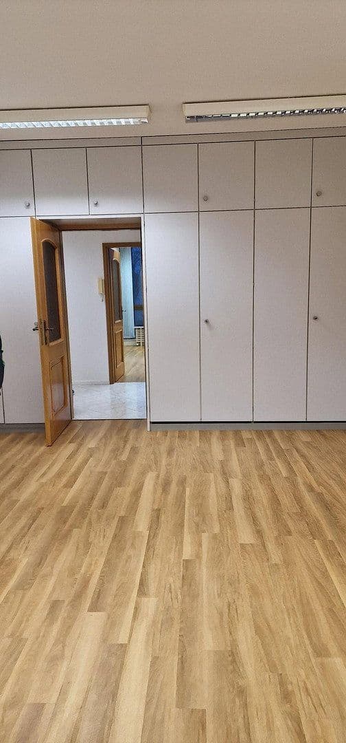 Pronájem kanceláře 77 m², Berliner Strasse 109 B, Oranienburg, Braniborsko Pronájem kanceláře 77 m², Berliner Strasse 109 B, Oranienburg, Braniborsko