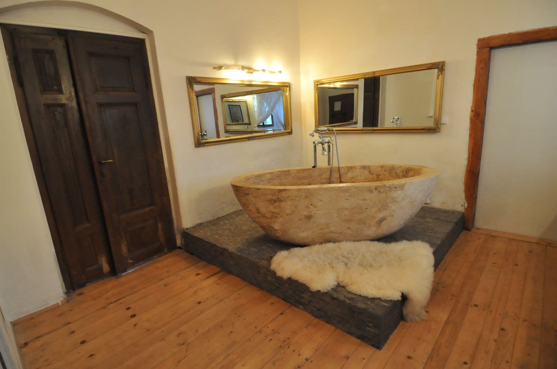 Prodej domu 180 m², pozemek 1.050 m², Smilovice, Středočeský kraj Prodej domu 180 m², pozemek 1.050 m², Smilovice, Středočeský kraj