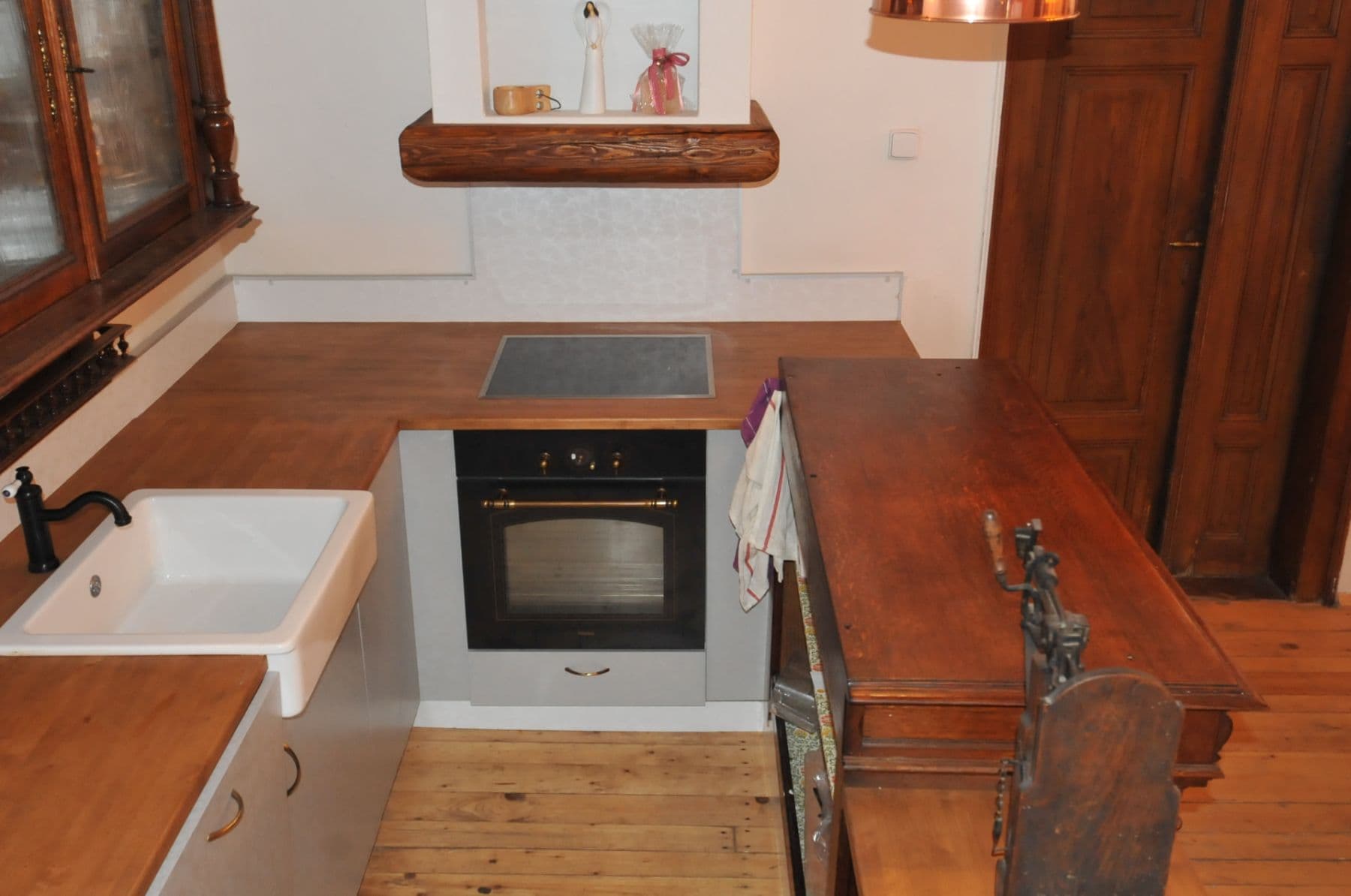 Prodej domu 180 m², pozemek 1.050 m², Smilovice, Středočeský kraj Prodej domu 180 m², pozemek 1.050 m², Smilovice, Středočeský kraj