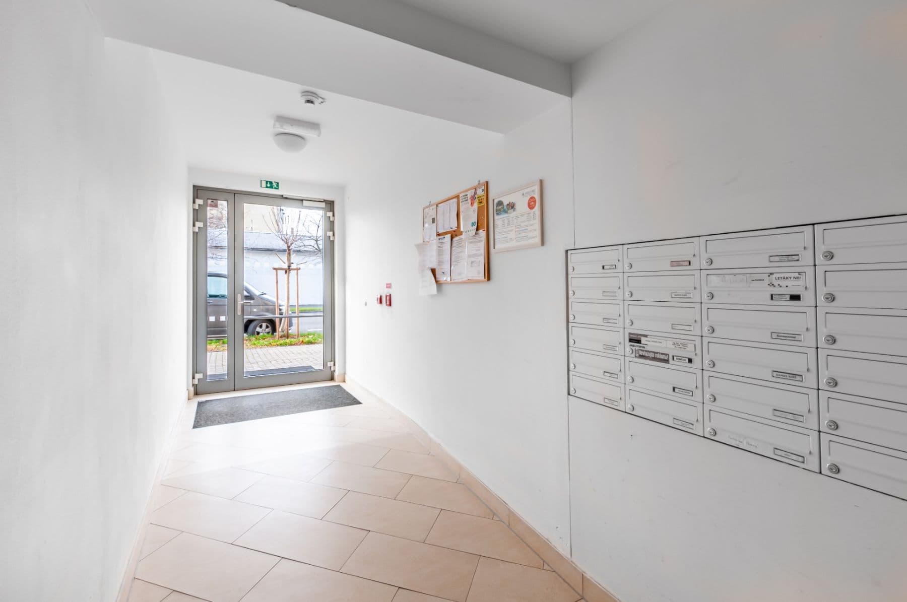 Pronájem bytu 1+kk 41 m², Na Maninách, Praha, Praha Pronájem bytu 1+kk 41 m², Na Maninách, Praha, Praha