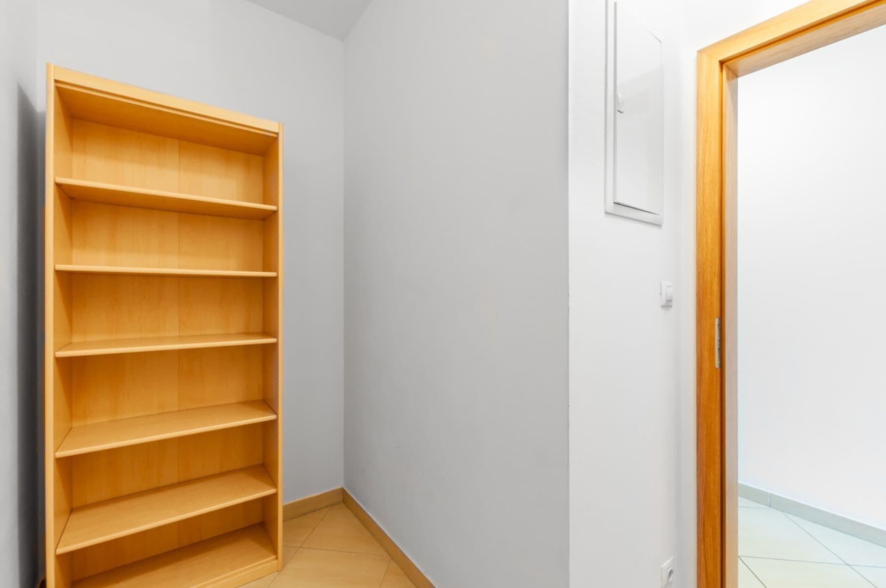 Pronájem bytu 1+kk 41 m², Na Maninách, Praha, Praha Pronájem bytu 1+kk 41 m², Na Maninách, Praha, Praha