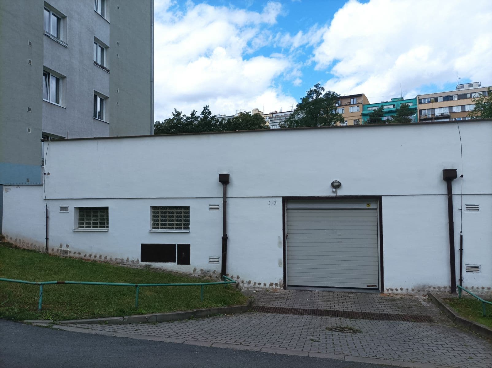 Pronájem garáže 20 m², Praha, Praha Pronájem garáže 20 m², Praha, Praha