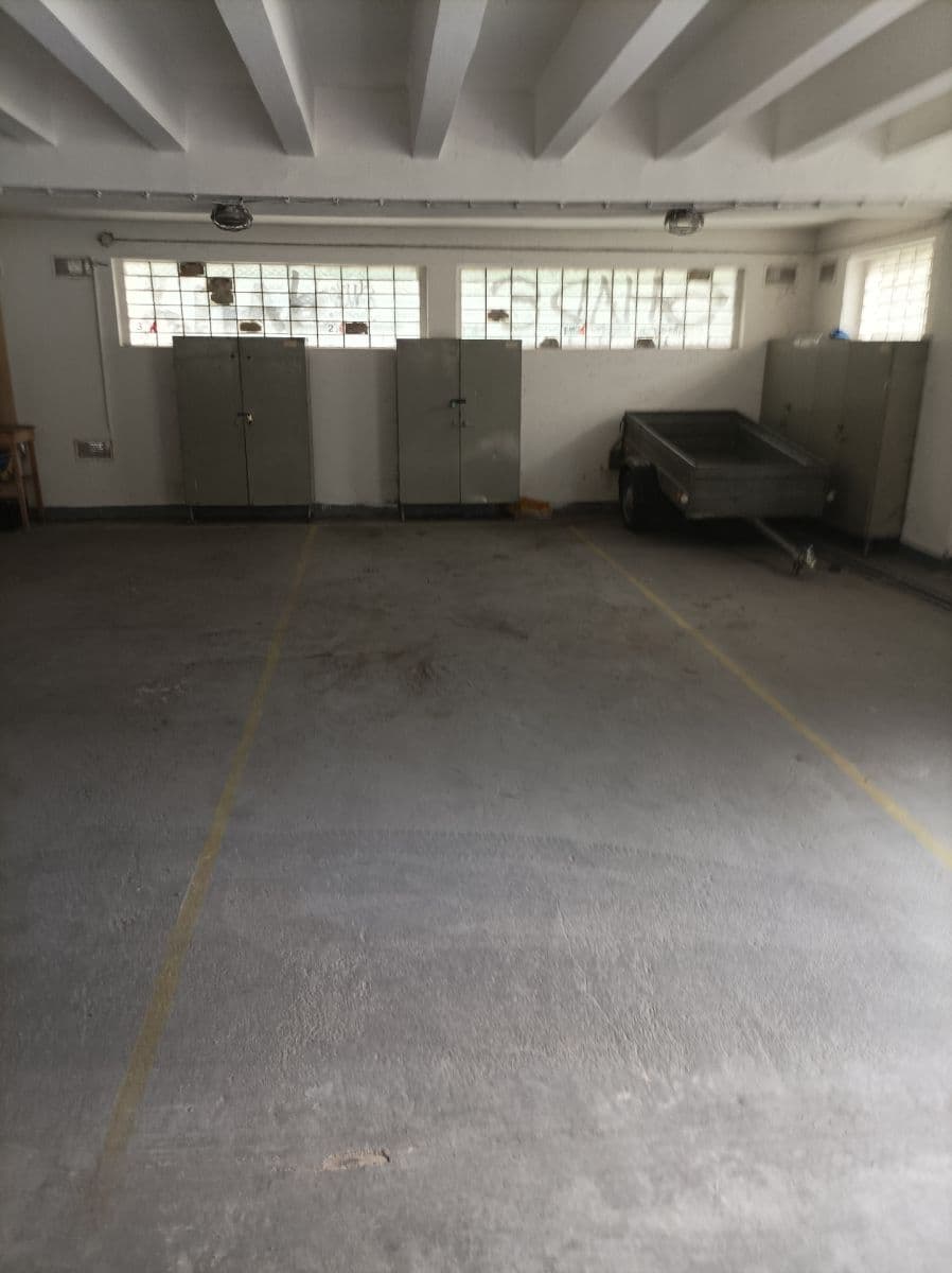 Pronájem garáže 20 m², Praha, Praha Pronájem garáže 20 m², Praha, Praha