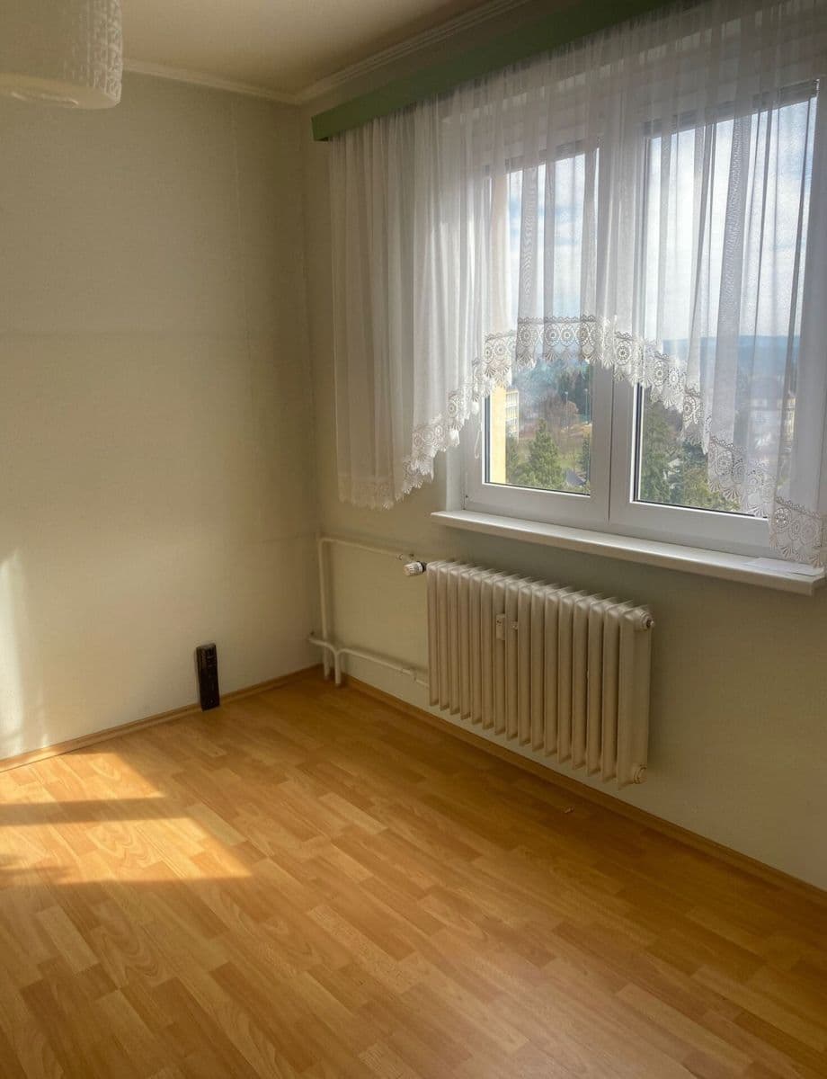 Prodej bytu 3+1 60 m², Lidická, Karlovy Vary, Karlovarský kraj Prodej bytu 3+1 60 m², Lidická, Karlovy Vary, Karlovarský kraj