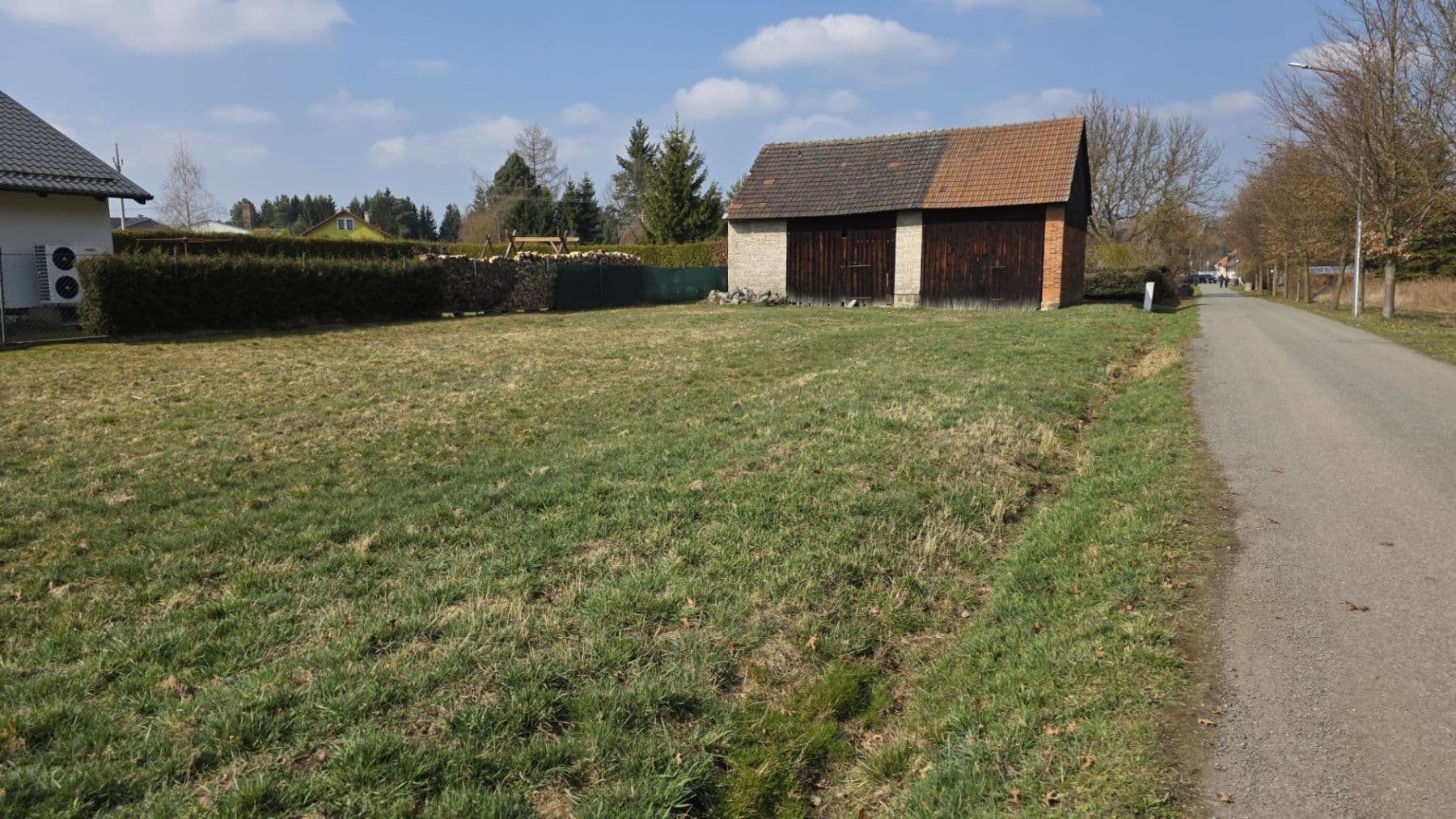 Prodej pozemku 919 m², Alej Johanky z Rožmitálu, Rožmitál pod Třemšínem, Středočeský kraj Prodej pozemku 919 m², Alej Johanky z Rožmitálu, Rožmitál pod Třemšínem, Středočeský kraj