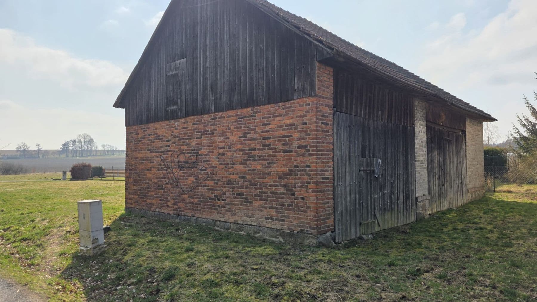 Prodej pozemku 919 m², Alej Johanky z Rožmitálu, Rožmitál pod Třemšínem, Středočeský kraj Prodej pozemku 919 m², Alej Johanky z Rožmitálu, Rožmitál pod Třemšínem, Středočeský kraj