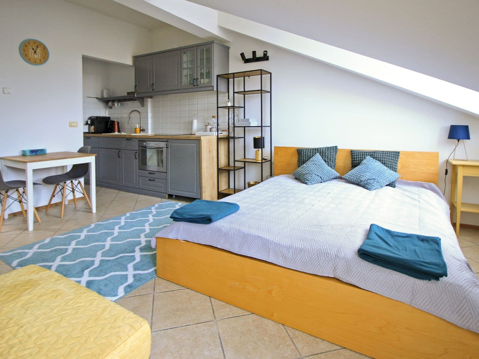 Prodej bytu 1+kk 30 m², Jeronýmova, Praha, Praha Prodej bytu 1+kk 30 m², Jeronýmova, Praha, Praha