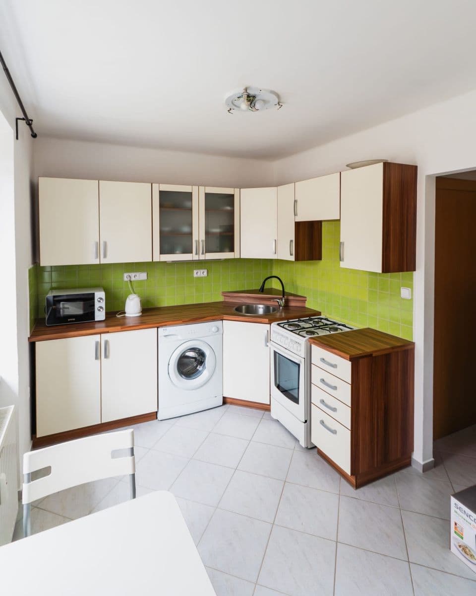 Pronájem bytu 1+1 30 m², Vodárenská, Kladno, Středočeský kraj Pronájem bytu 1+1 30 m², Vodárenská, Kladno, Středočeský kraj