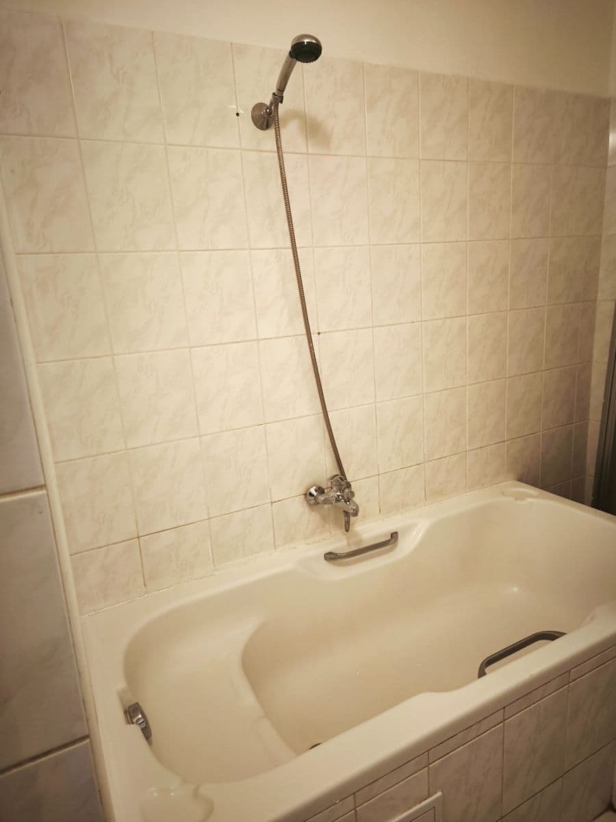 Prodej bytu 1+1 37 m², Krušnohorská, Chlumec, Ústecký kraj Prodej bytu 1+1 37 m², Krušnohorská, Chlumec, Ústecký kraj