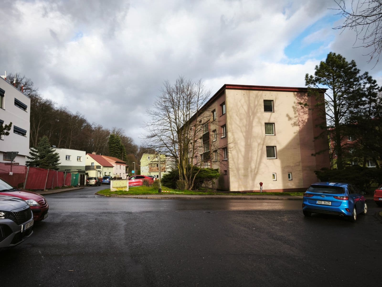 Prodej bytu 1+1 37 m², Krušnohorská, Chlumec, Ústecký kraj Prodej bytu 1+1 37 m², Krušnohorská, Chlumec, Ústecký kraj