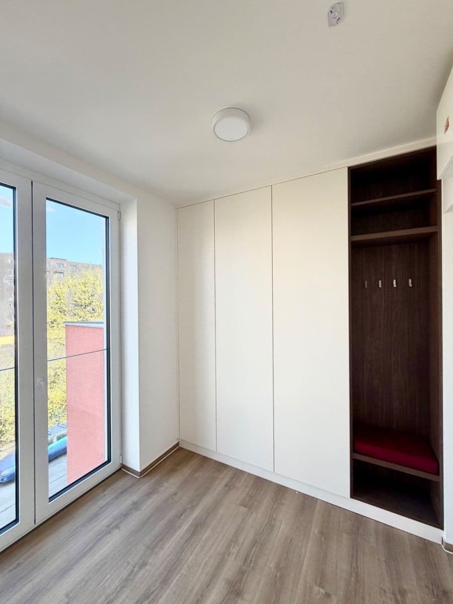 Pronájem bytu 1+kk 32 m², Sovinec, Brno, Jihomoravský kraj Pronájem bytu 1+kk 32 m², Sovinec, Brno, Jihomoravský kraj