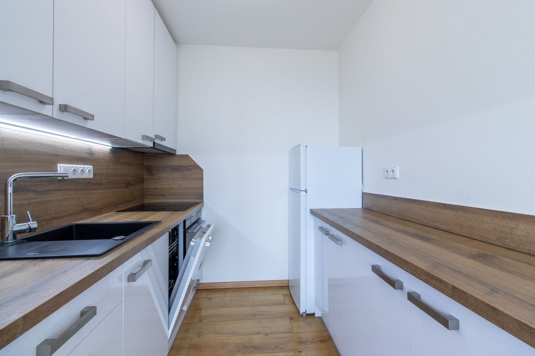 Pronájem bytu 2+kk 33 m², Ovčí hájek, Praha, Praha Pronájem bytu 2+kk 33 m², Ovčí hájek, Praha, Praha
