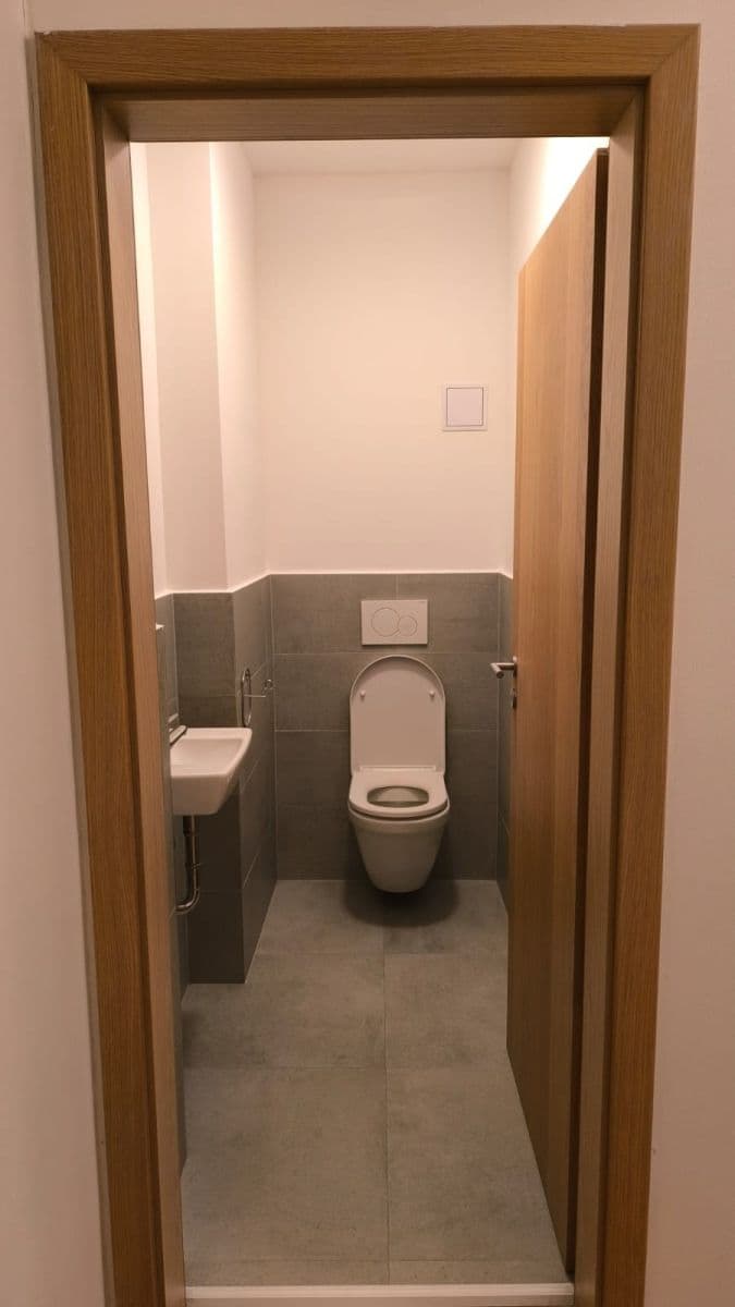 Pronájem bytu 3+1 72 m², Tomanova, Slaný, Středočeský kraj Pronájem bytu 3+1 72 m², Tomanova, Slaný, Středočeský kraj