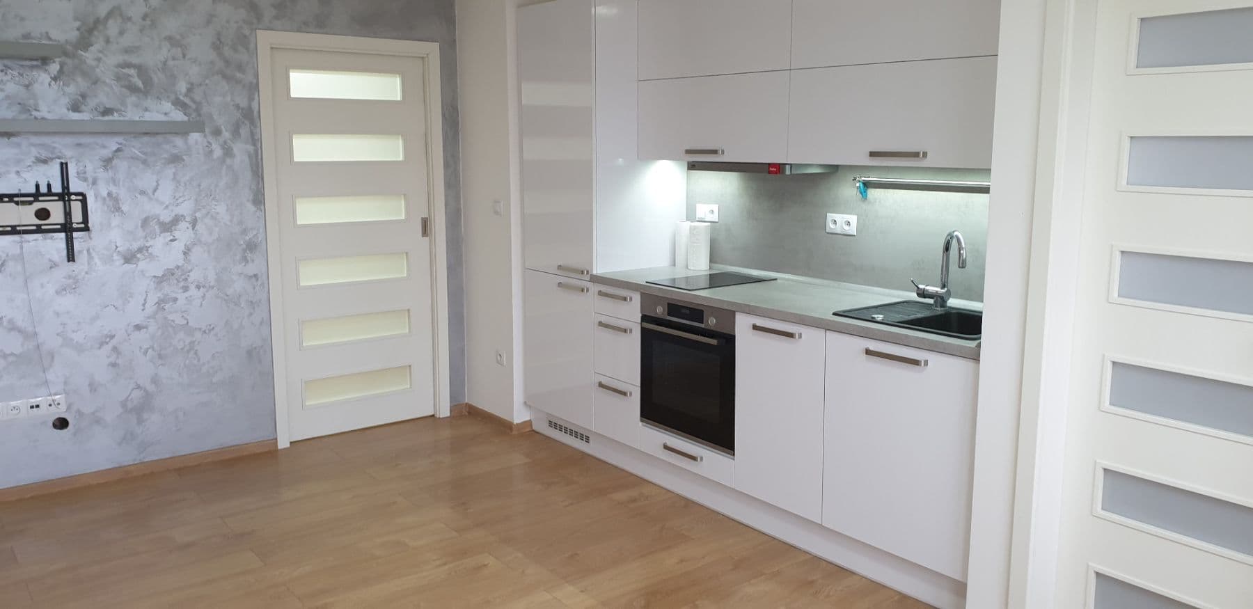 Pronájem bytu 2+kk 41 m², Ahepjukova, Ostrava, Moravskoslezský kraj Pronájem bytu 2+kk 41 m², Ahepjukova, Ostrava, Moravskoslezský kraj