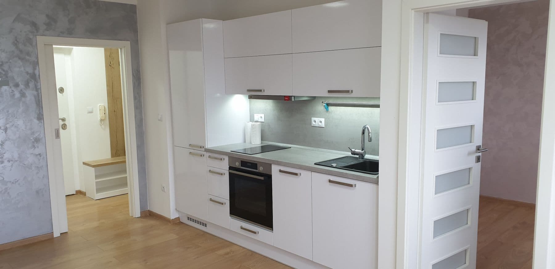 Pronájem bytu 2+kk 41 m², Ahepjukova, Ostrava, Moravskoslezský kraj Pronájem bytu 2+kk 41 m², Ahepjukova, Ostrava, Moravskoslezský kraj