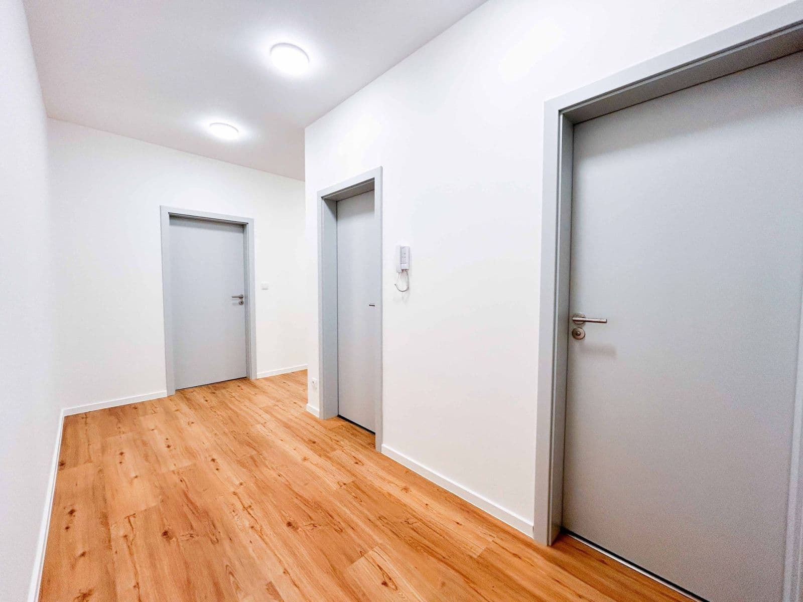 Pronájem bytu 3+kk 90 m², Suchánkova, Benešov, Středočeský kraj Pronájem bytu 3+kk 90 m², Suchánkova, Benešov, Středočeský kraj