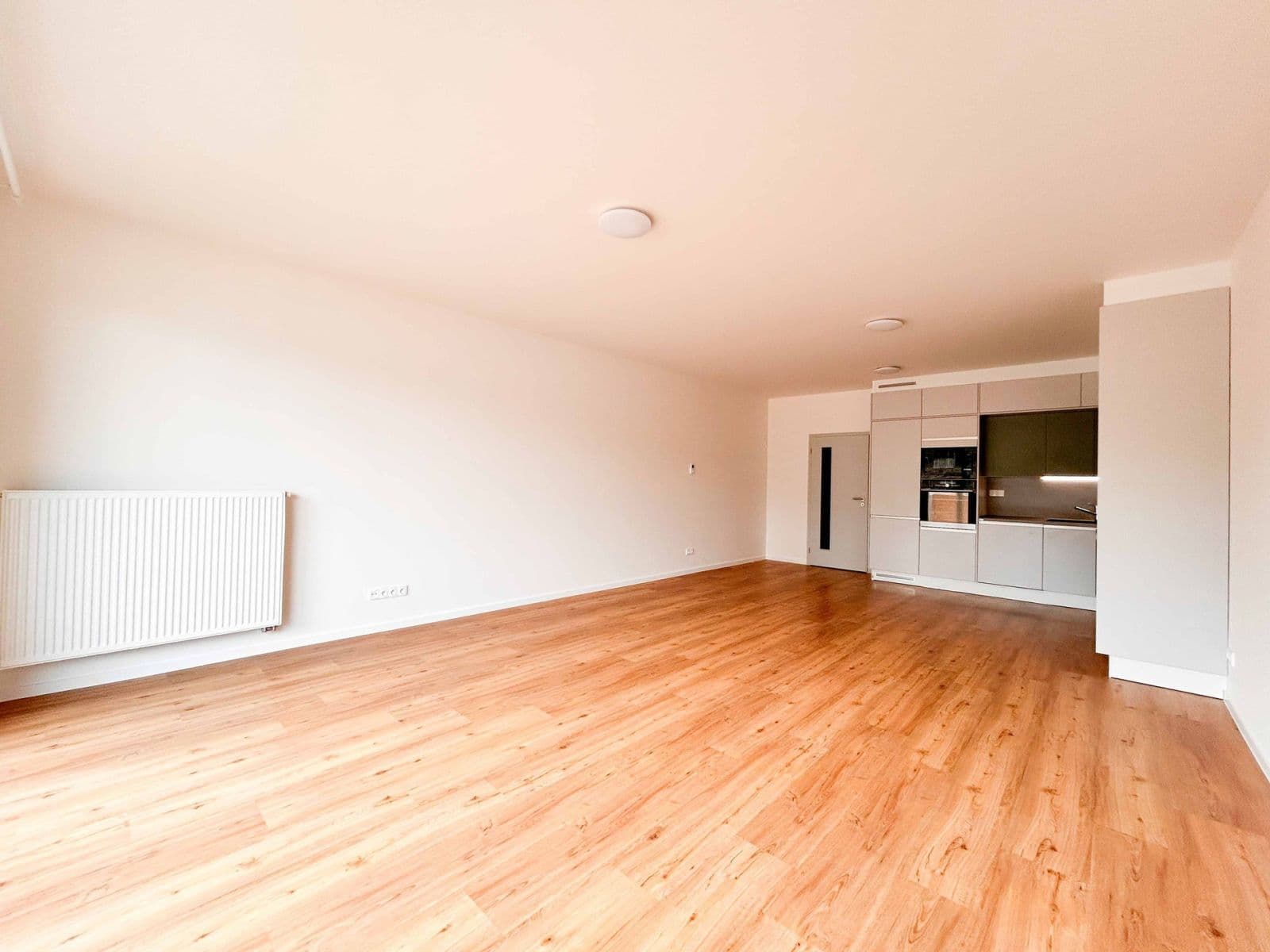 Pronájem bytu 3+kk 90 m², Suchánkova, Benešov, Středočeský kraj Pronájem bytu 3+kk 90 m², Suchánkova, Benešov, Středočeský kraj