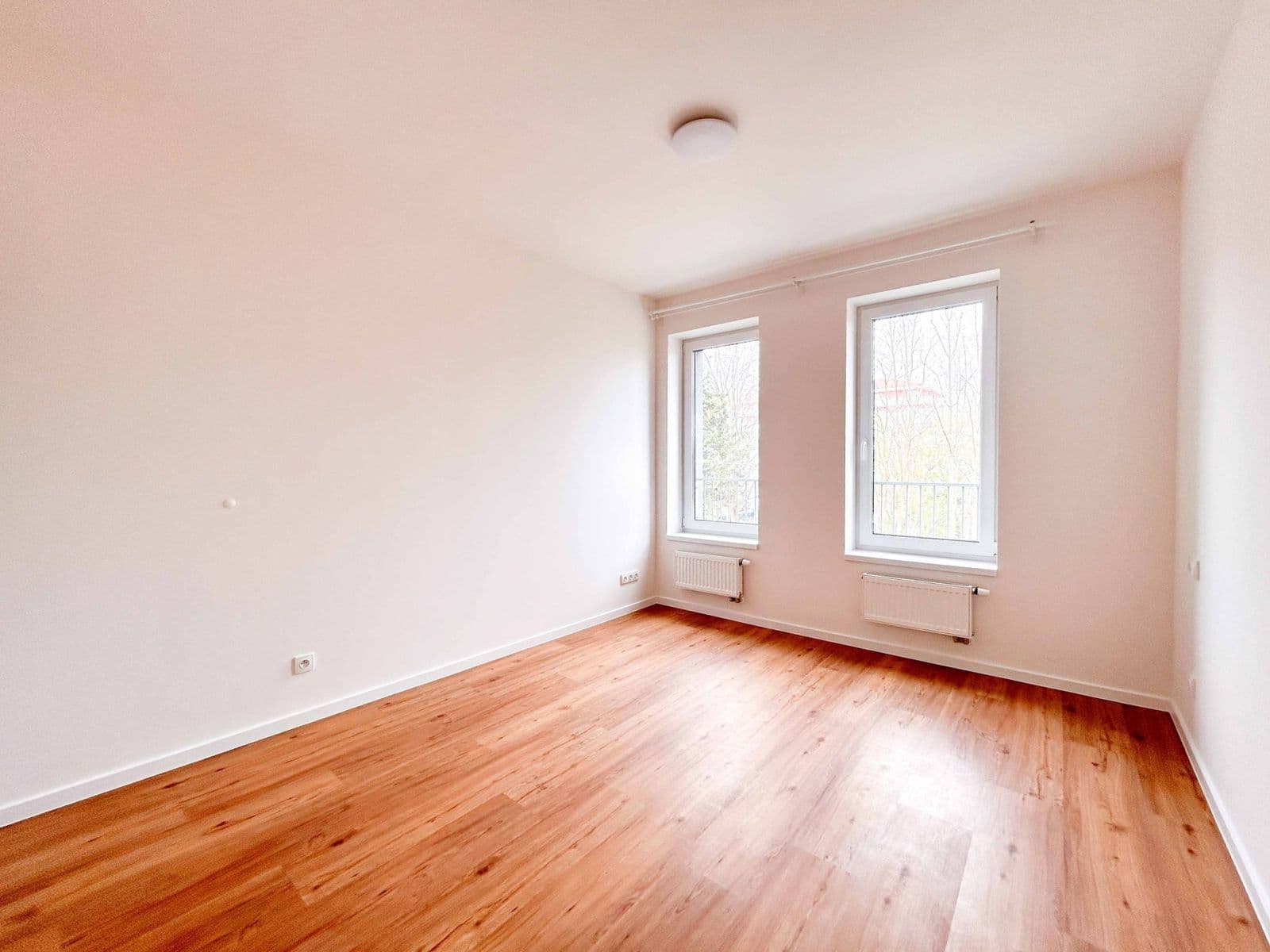 Pronájem bytu 3+kk 90 m², Suchánkova, Benešov, Středočeský kraj Pronájem bytu 3+kk 90 m², Suchánkova, Benešov, Středočeský kraj