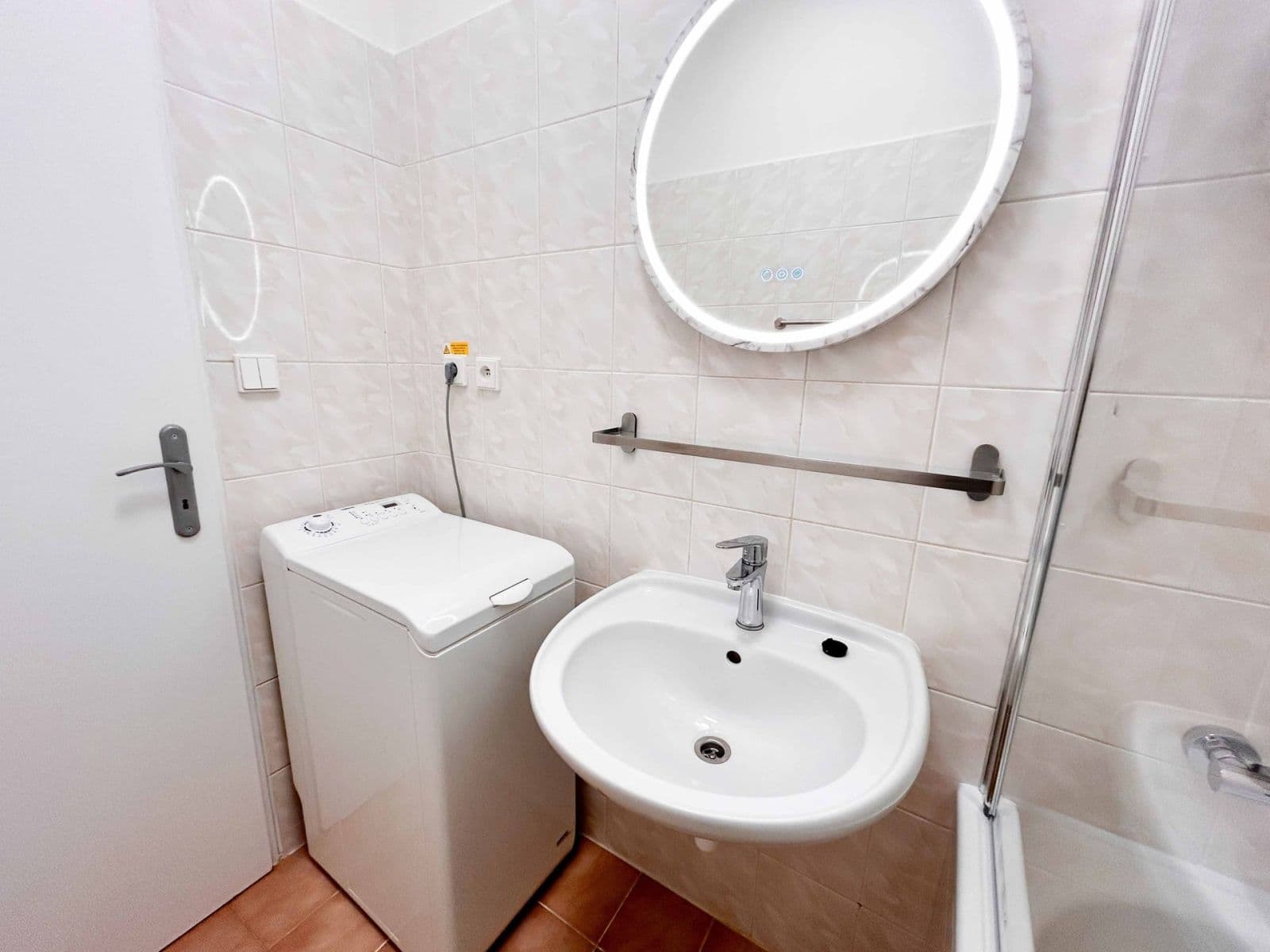 Pronájem bytu 2+kk 49 m², Volutová, Praha, Praha Pronájem bytu 2+kk 49 m², Volutová, Praha, Praha