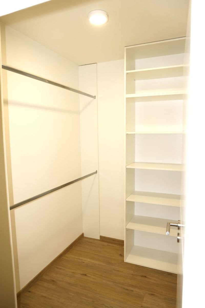 Pronájem bytu 1+kk 30 m², Šatrova, Praha, Praha Pronájem bytu 1+kk 30 m², Šatrova, Praha, Praha
