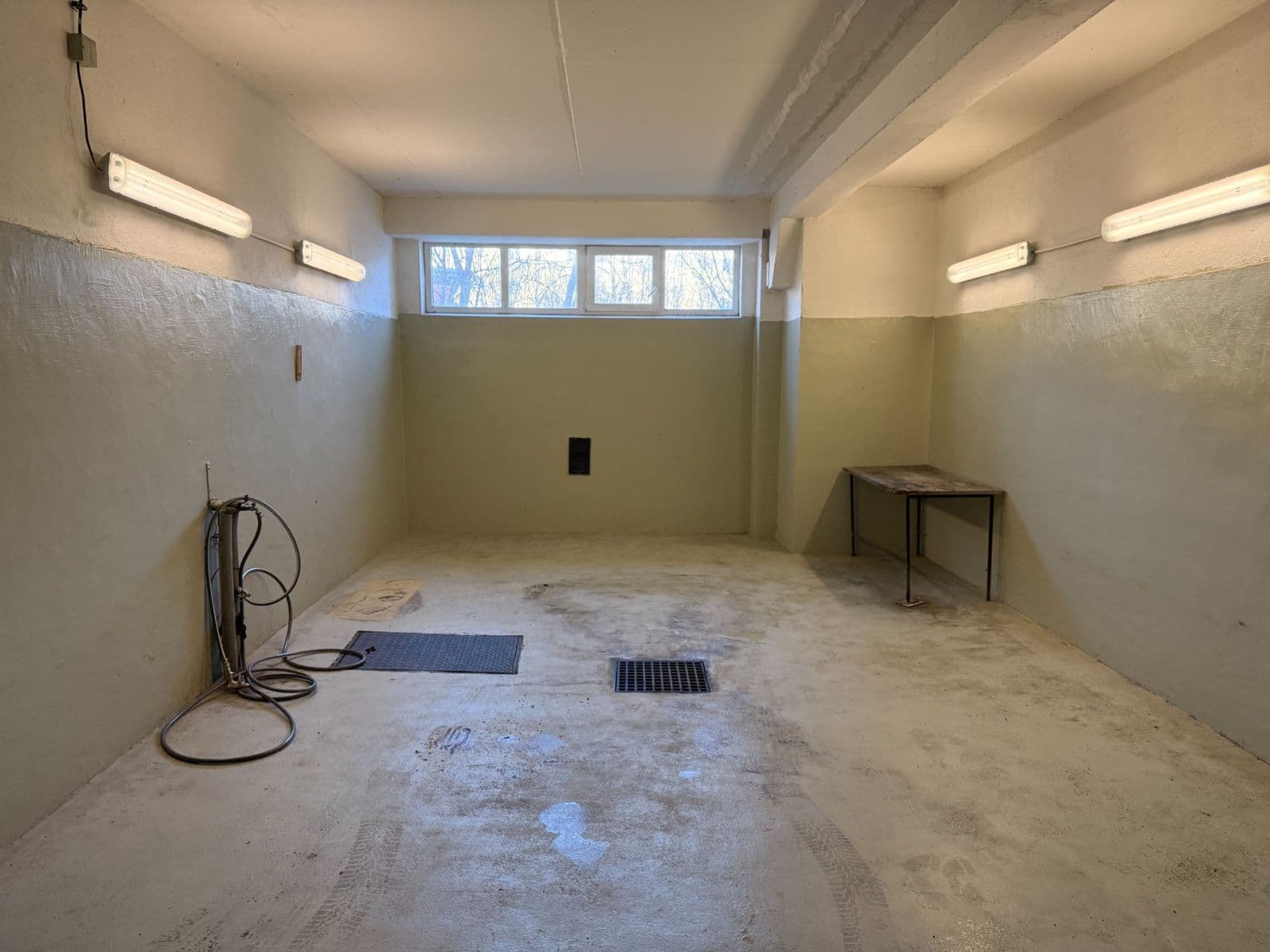 Prodej garáže 12 m², Voroněžská, Brno, Jihomoravský kraj Prodej garáže 12 m², Voroněžská, Brno, Jihomoravský kraj