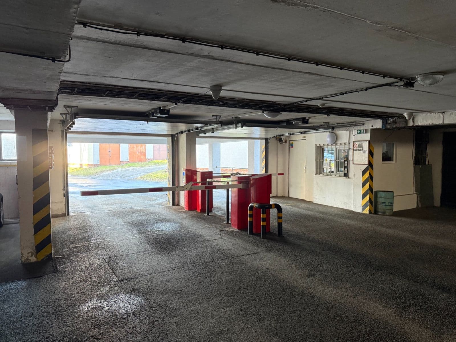 Prodej garáže 12 m², Voroněžská, Brno, Jihomoravský kraj Prodej garáže 12 m², Voroněžská, Brno, Jihomoravský kraj