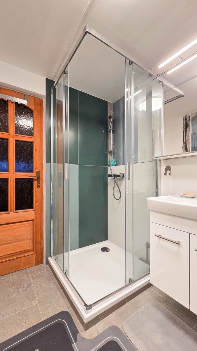 Pronájem bytu 2+1 67 m², Stropkovská, Košice - mestská časť Západ, Košický kraj Pronájem bytu 2+1 67 m², Stropkovská, Košice - mestská časť Západ, Košický kraj