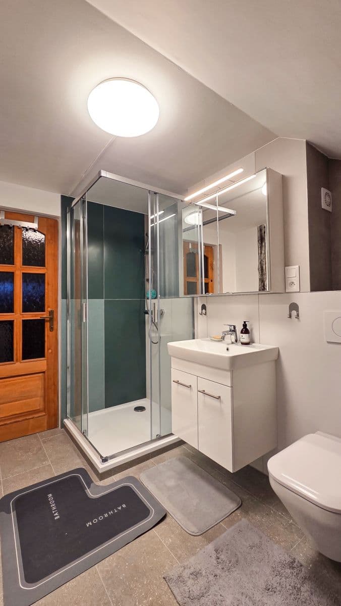 Pronájem bytu 2+1 67 m², Stropkovská, Košice - mestská časť Západ, Košický kraj Pronájem bytu 2+1 67 m², Stropkovská, Košice - mestská časť Západ, Košický kraj