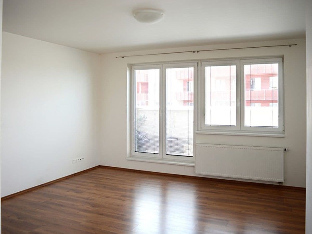 Prodej bytu 1+kk 33 m², Sicherova, Praha, Praha Prodej bytu 1+kk 33 m², Sicherova, Praha, Praha