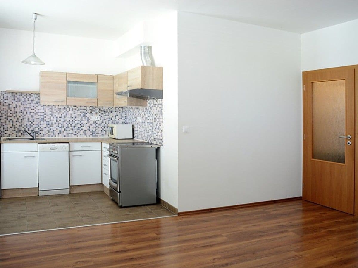 Prodej bytu 1+kk 33 m², Sicherova, Praha, Praha Prodej bytu 1+kk 33 m², Sicherova, Praha, Praha