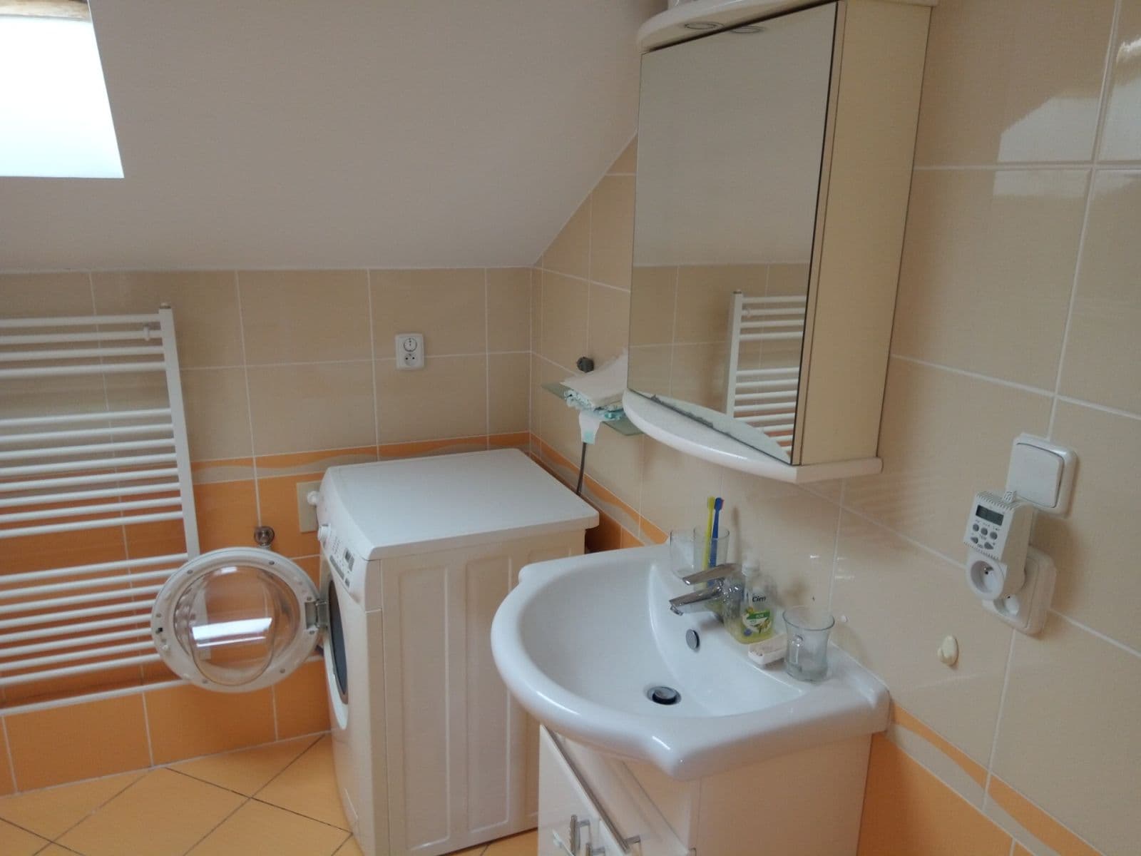 Pronájem bytu 3+1 75 m², U Bažantnice, Praha, Praha Pronájem bytu 3+1 75 m², U Bažantnice, Praha, Praha